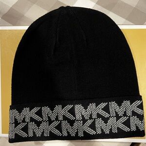 NWT Michael Kors Black & White Beanie and Scarf Pair with Logo Pattern